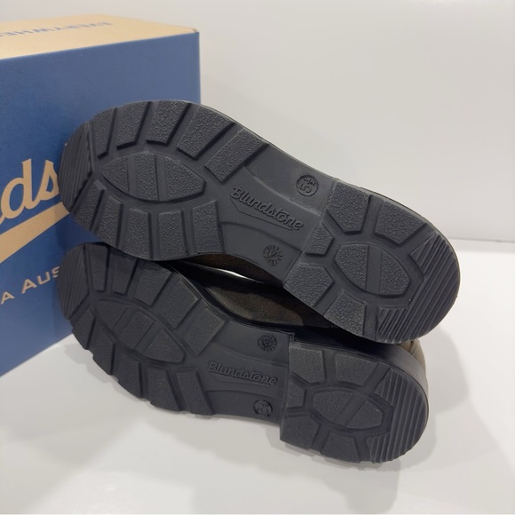 Blundstone 1615 Women’s Suede Leather Ankle Chelsea Boots - Picture 9 of 11